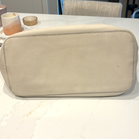 Michael Kors Tote Bag Taupe - Picture 3 of 9